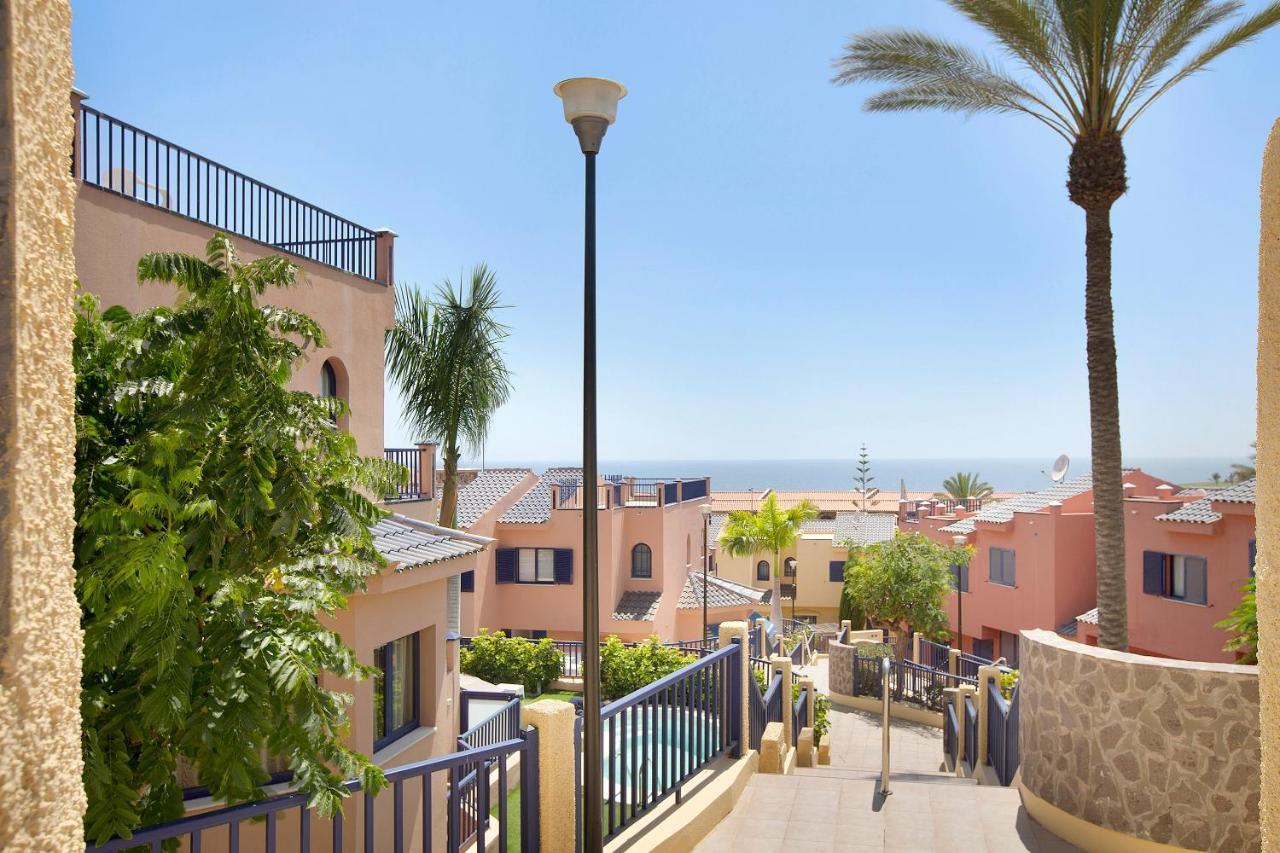 Free Airport Shuttle And Parking Villa San Bartolomé Exterior foto